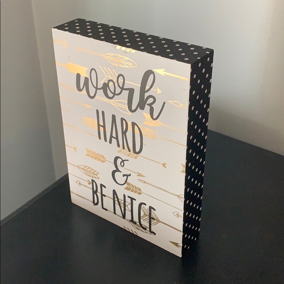 Decor - Picture 2 of 3